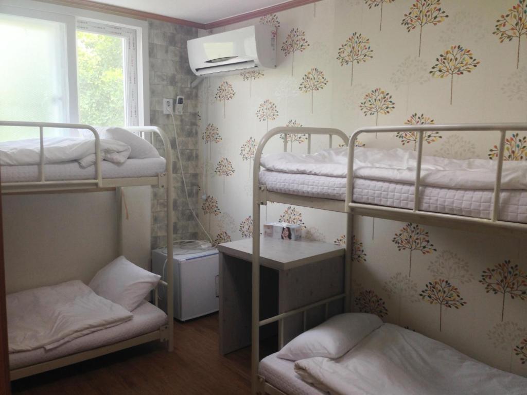 Huga Haus Hostel Seul Cameră foto